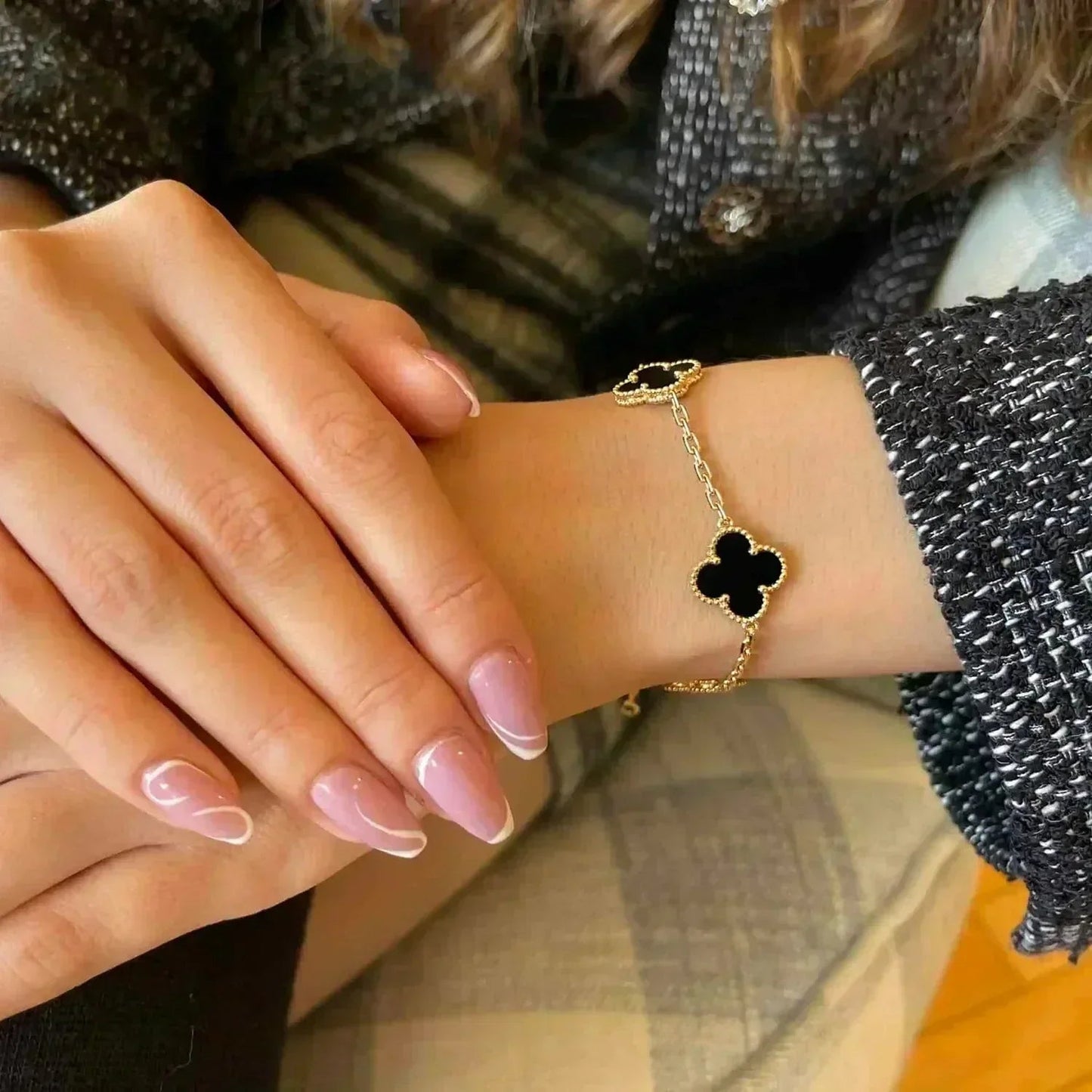 [?Vintora] CLOVER 5 MOTIF ONYXS BRACELET COLLECTION