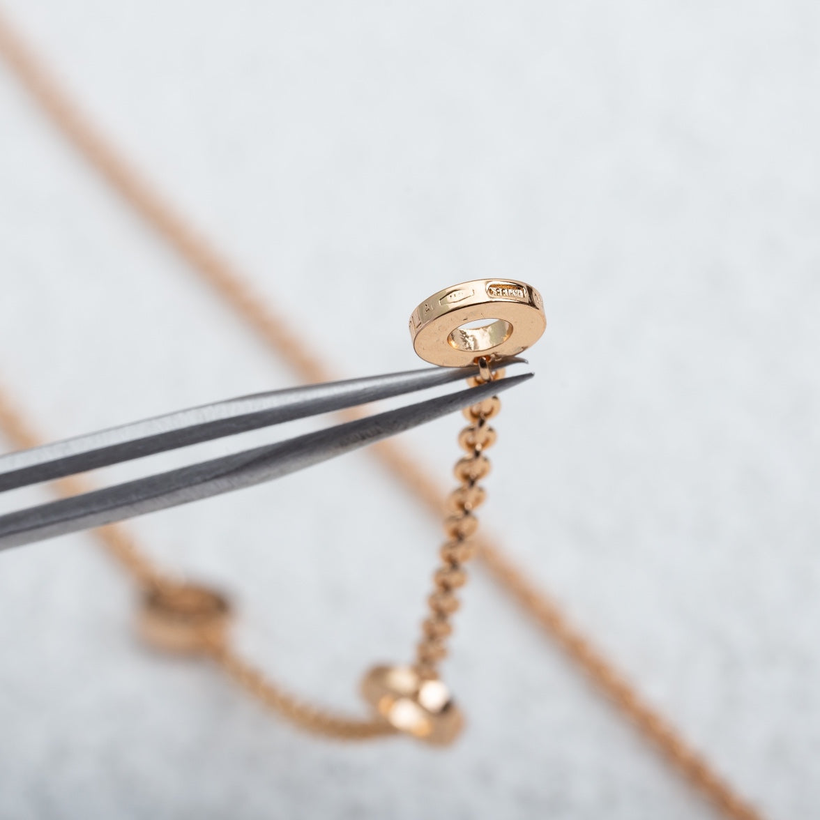 [Vintora]PARENTESI NECKLACE PINK GOLD
