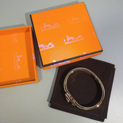 [Vintora]H CLOUD BLUE BRACELET