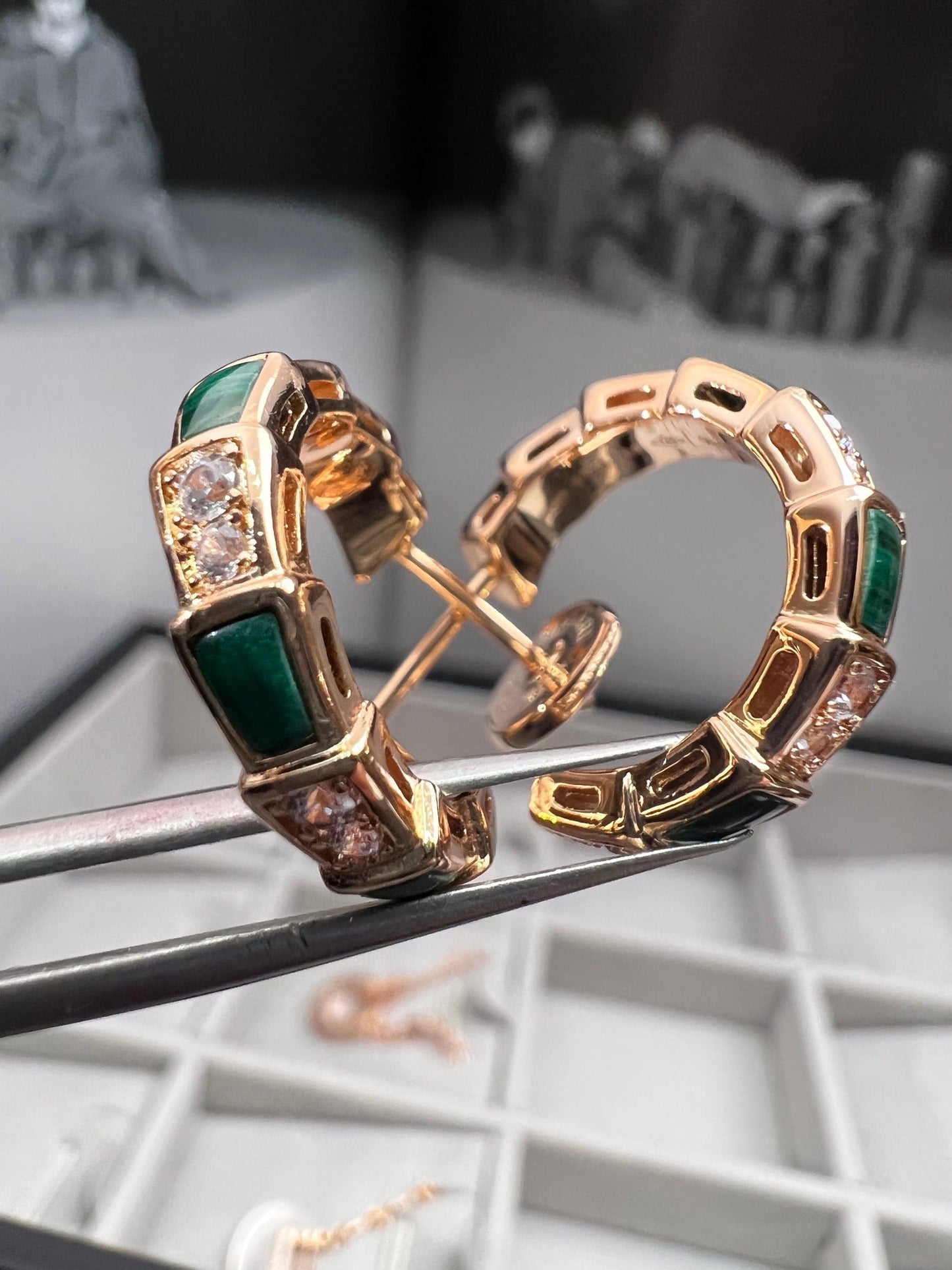 [Vintora]SERPENTI MALACHITE PINK GOLD EARRINGS
