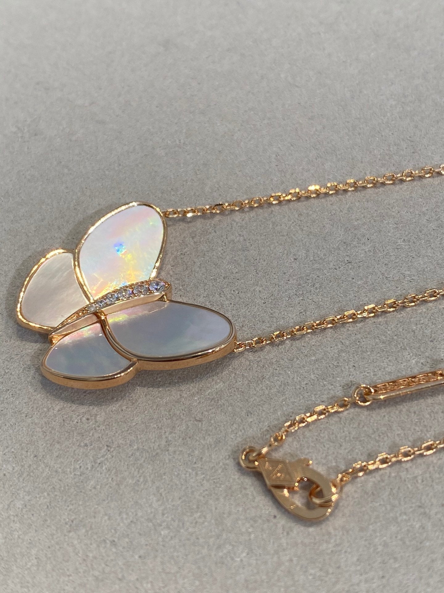 [Vintora]COLLIER PAPILLON OR NACRE DIAMANT