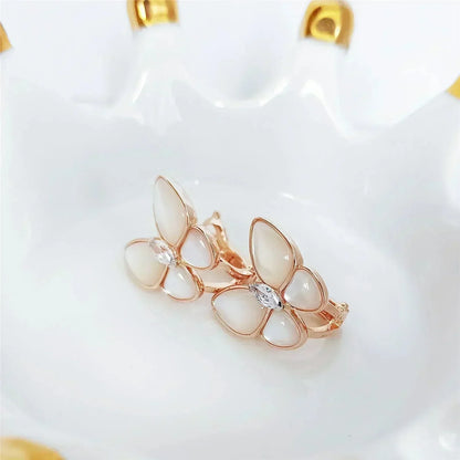 [Vintora]BOUCLES D'OREILLES PAPILLON EN NACRE