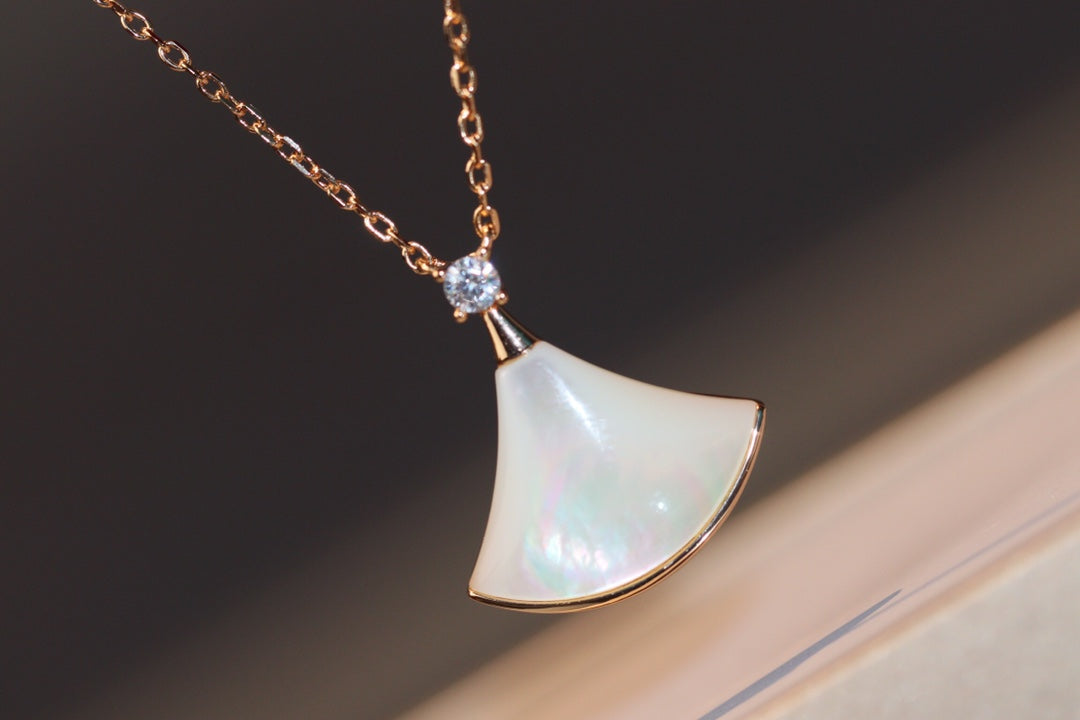 [Vintora]DREAM NECKLACE WHITE MOP PINK GOLD 1 DIAMOND