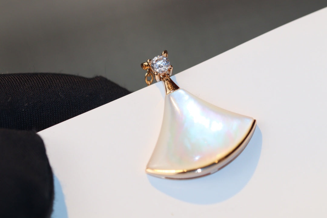 [Vintora]DREAM NECKLACE WHITE MOP PINK GOLD 1 DIAMOND