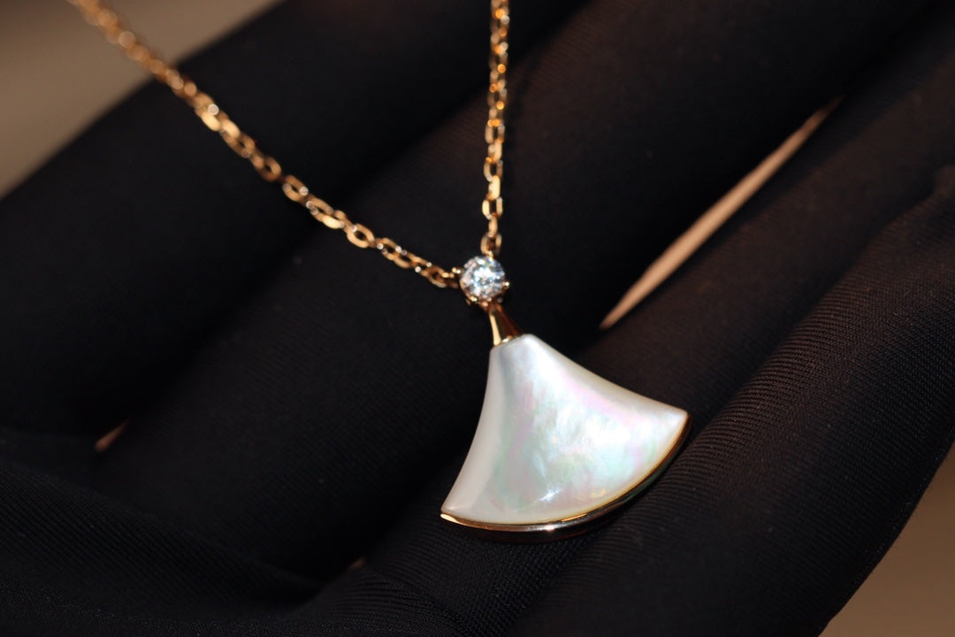 [Vintora]DREAM NECKLACE WHITE MOP PINK GOLD 1 DIAMOND