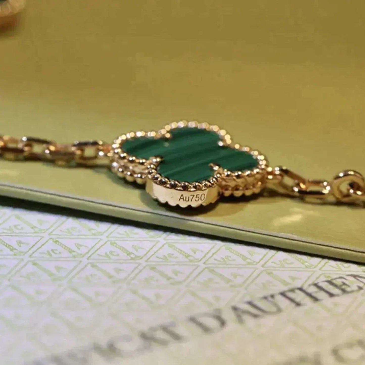 [?Vintora] CLOVER 5 MOTIF MALACHITE BRACELET COLLECTION