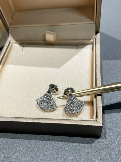 [Vintora]DREAM STUD EARRINGS DIAMOND