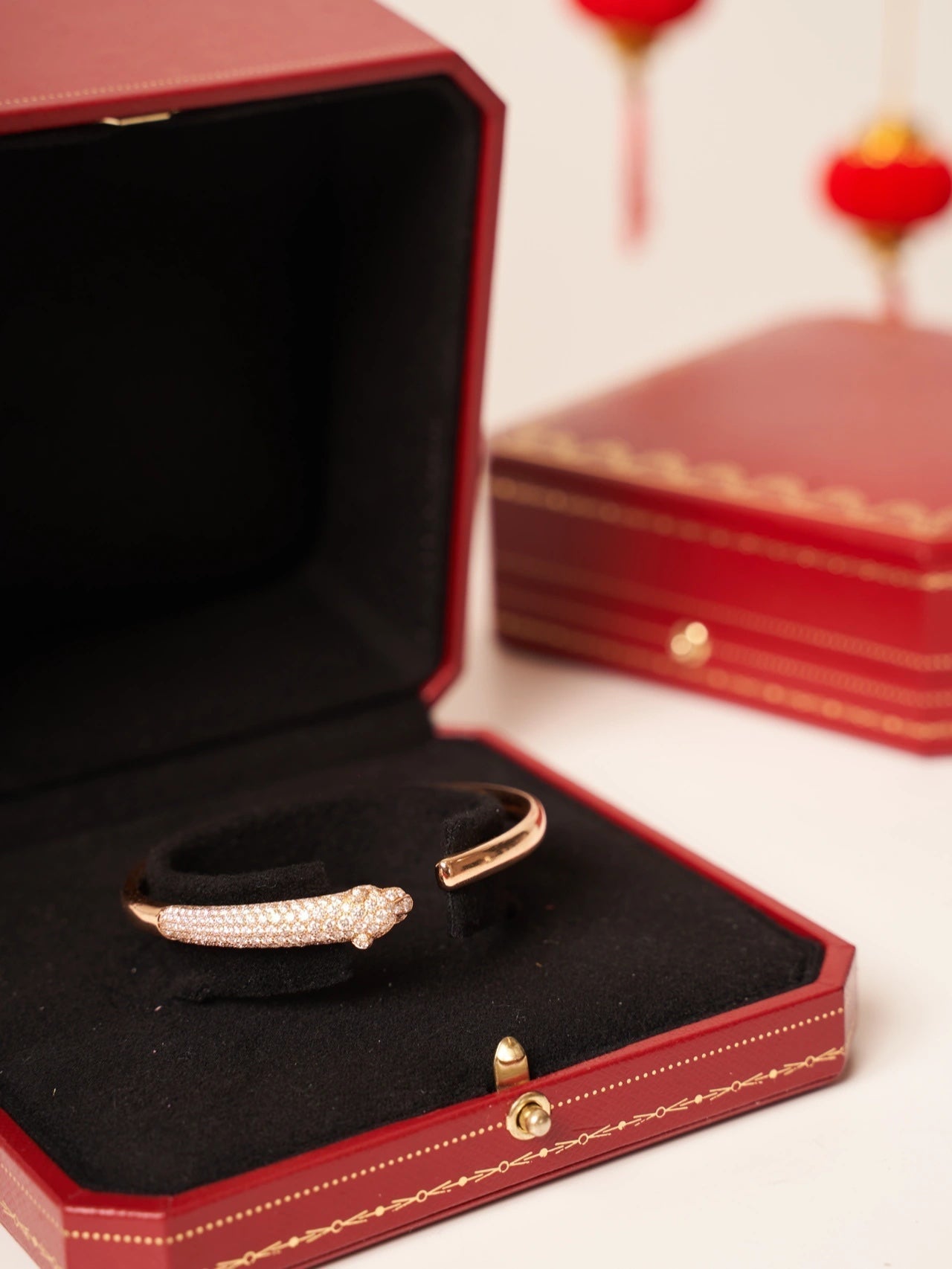 [Vintora]PANTHERE ROSE GOLD DIAMOND OPEN BRACELET