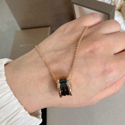 [Vintora]ZERO 1 BLACK CERAMIC PINK GOLD NECKLACE