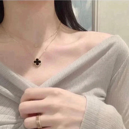 [Vintora]COLLIER FLEUR UNIQUE ONYX NOIR 15MM CLOVER