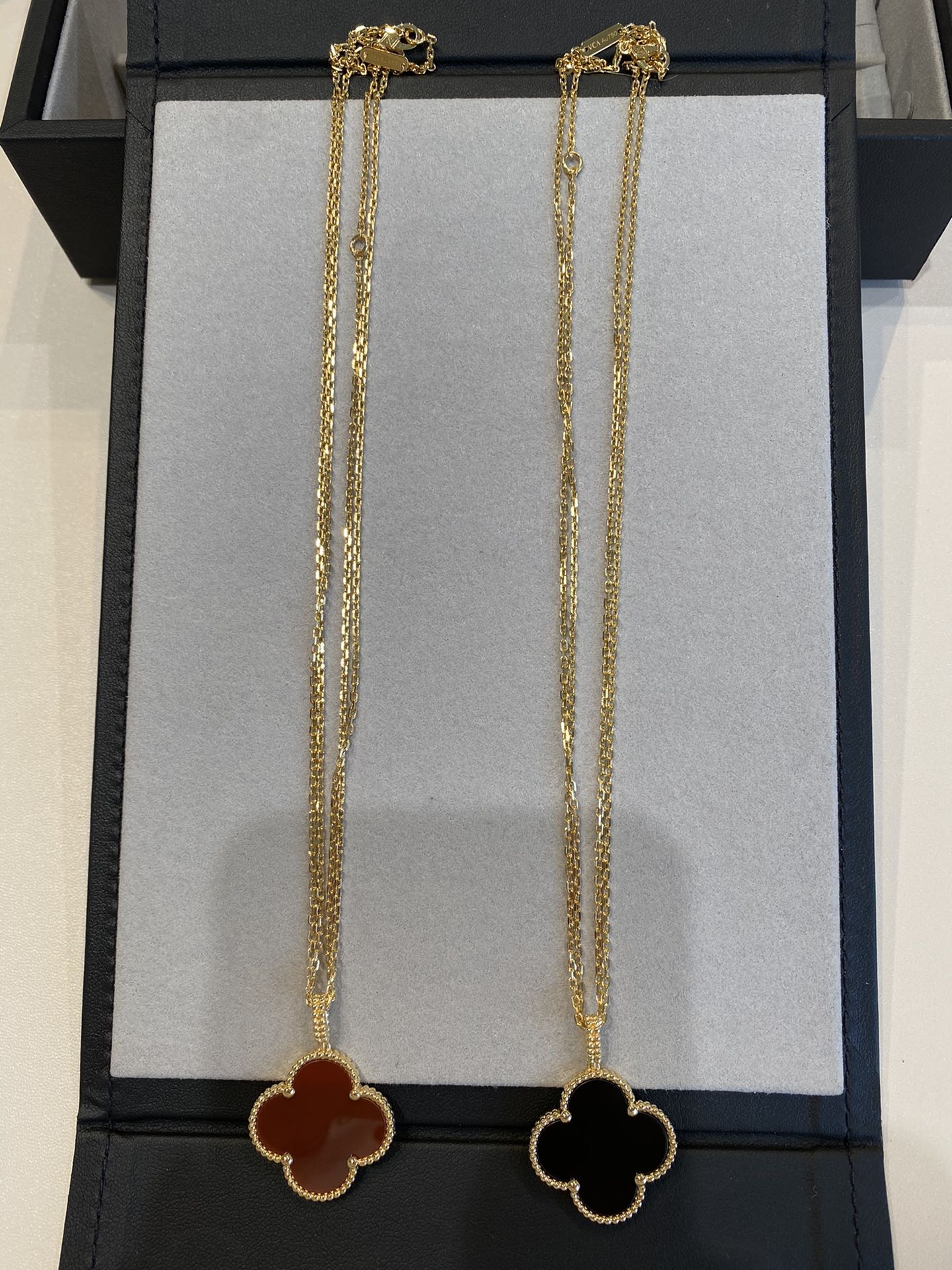 [Vintora]COLLIER TRÈFLE 25MM OR CORNALINE
