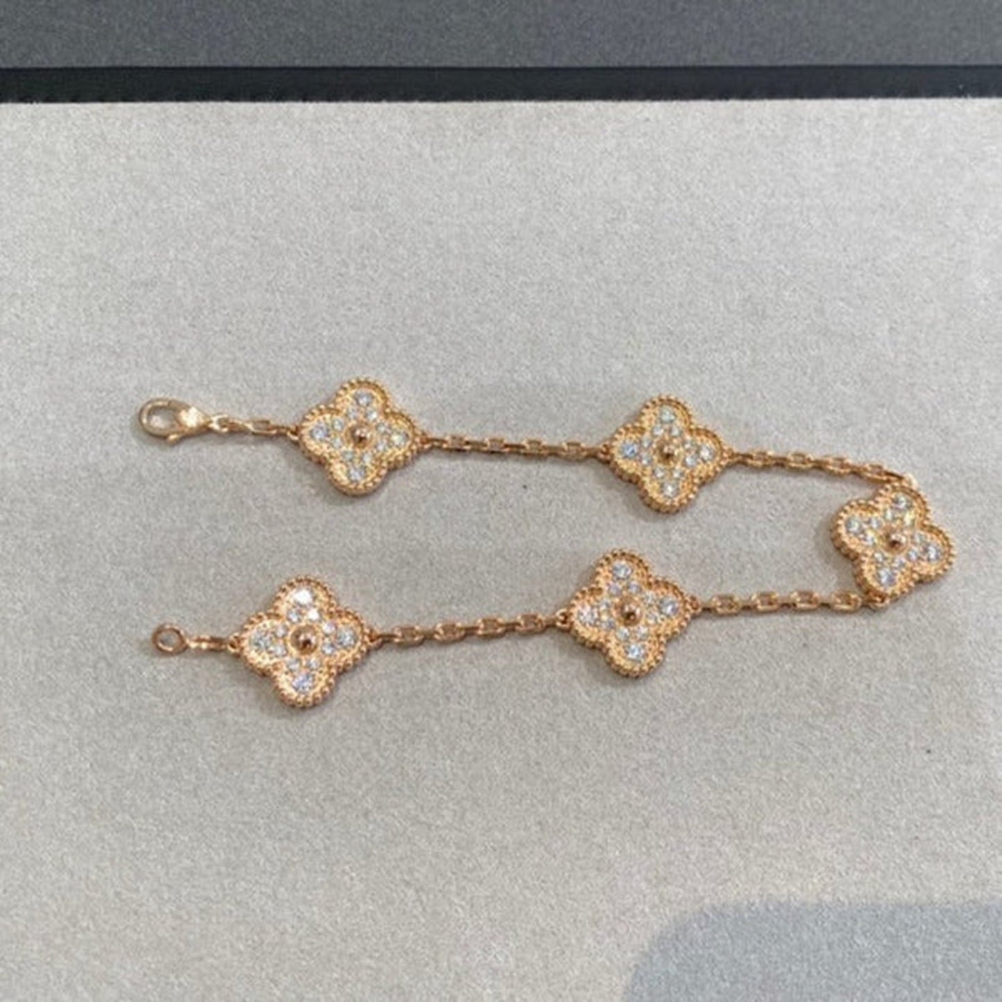 [?Vintora] CLOVER 5 MOTIF FULL DIAMOND BRACELET COLLECTION