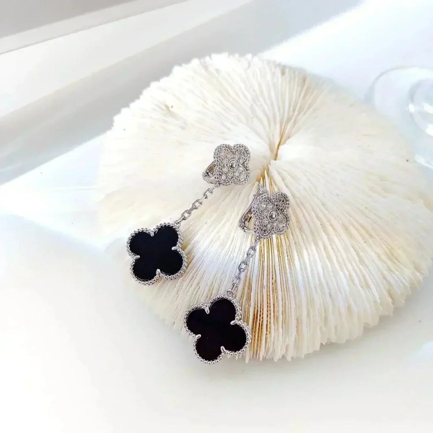 [Vintora]CLOVER 2 MOTIFS  DIAMOND ONYX EARRINGS SILVER