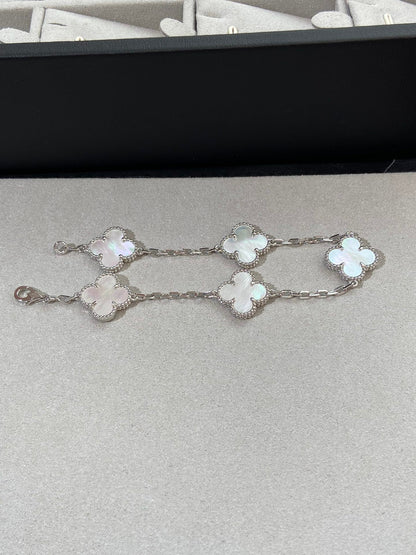 [?Vintora]CLOVER WHITE PEARL MOP 5 MOTIF BRACELET COLLECTION