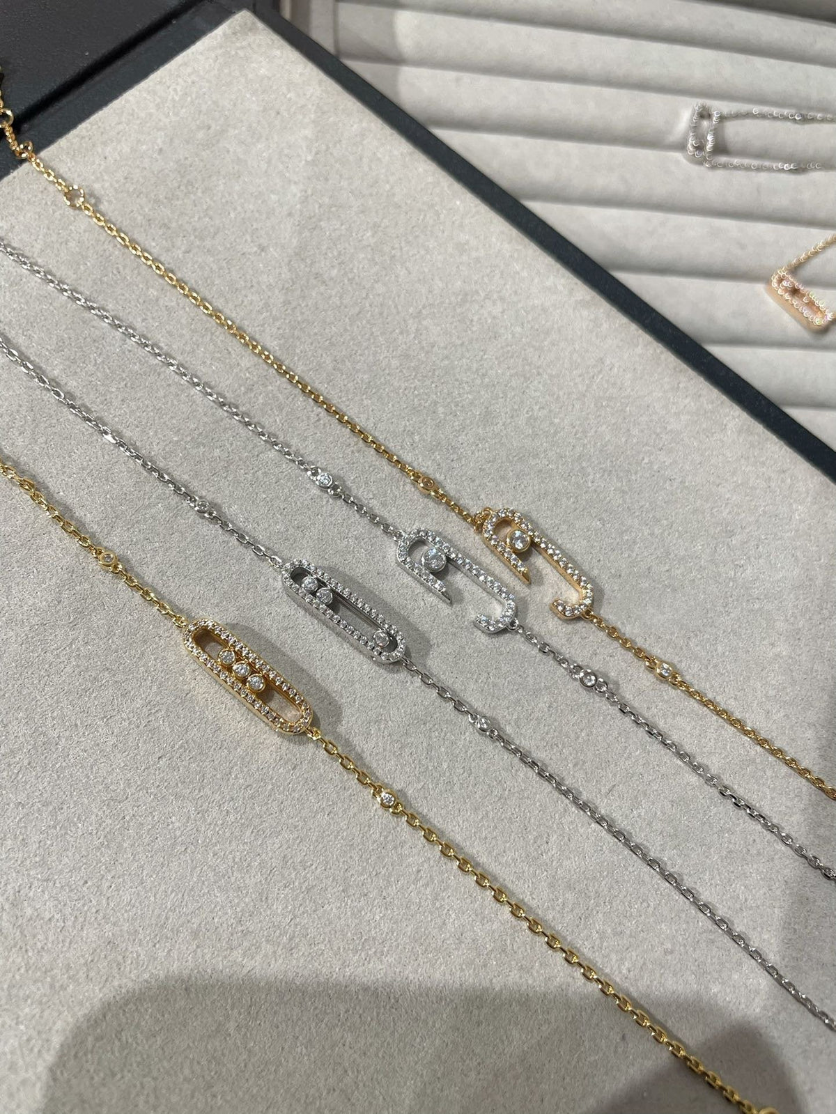 [Vintora]BABY MOVE DIAMOND BRACELET