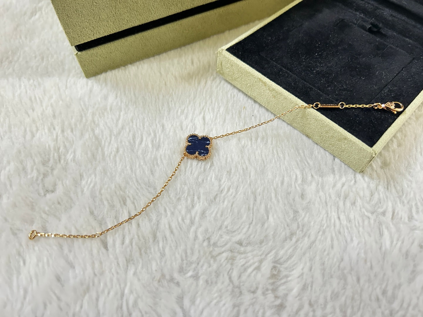 [Vintora]BRACELET CLOVER 1 MOTIF PIETERSITE