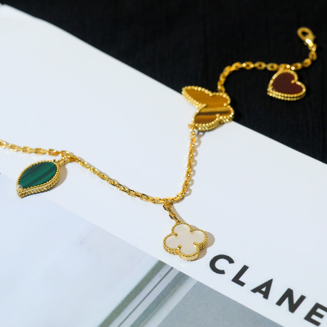 [Vintora]BRACELET 5 MOTIFS OR LUCKY SPRING