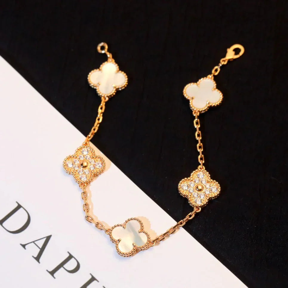 [?Vintora]CLOVER WHITE PEARL MOP 5 MOTIF BRACELET COLLECTION