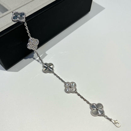 [?Vintora] CLOVER 5 MOTIF LASER BRACELET COLLECTION