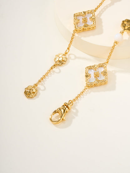 [?Vintora]B.C.L ENAMELED Three-Flower Bracelet¡ꡧTrumpet)