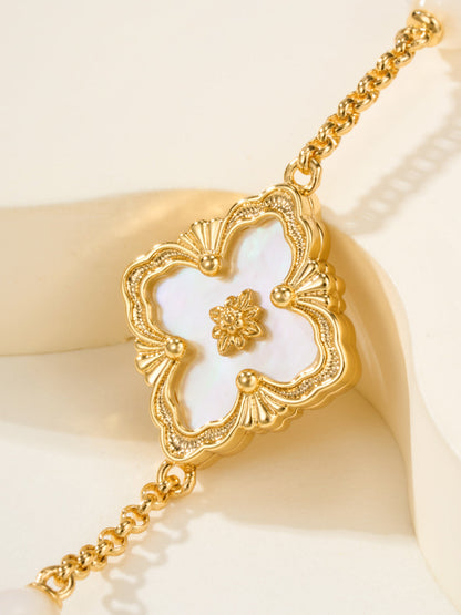 [?Vintora]B.C.L ENAMELED Three-Flower Bracelet¡ꡧTrumpet)