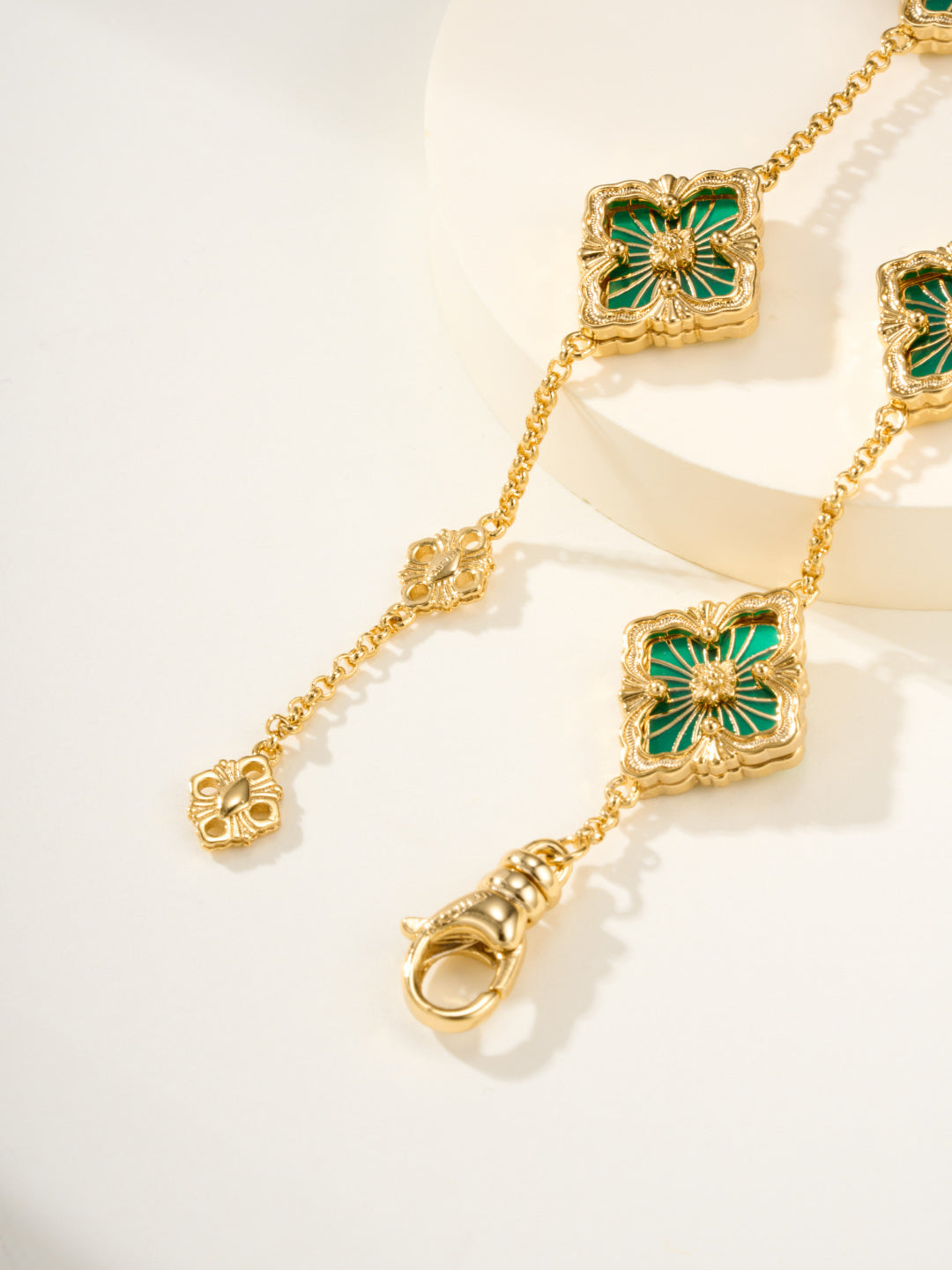 [?Vintora]B.C.L ENAMELED Five-Flower Bracelet¡ꡧVarious Colors)
