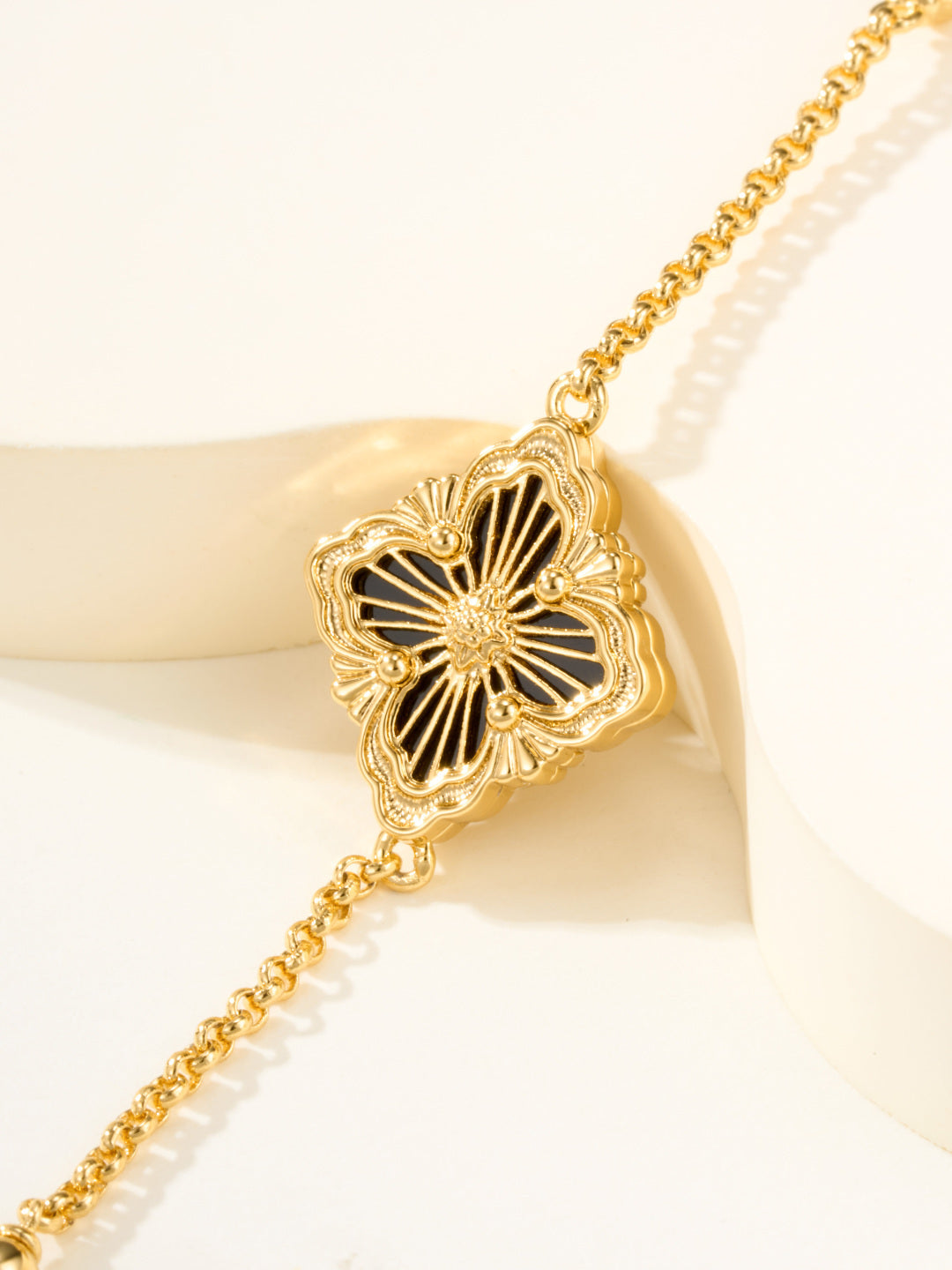 [?Vintora]B.C.L ENAMELED One-Flower Bracelet¡ꡧVarious Colors)