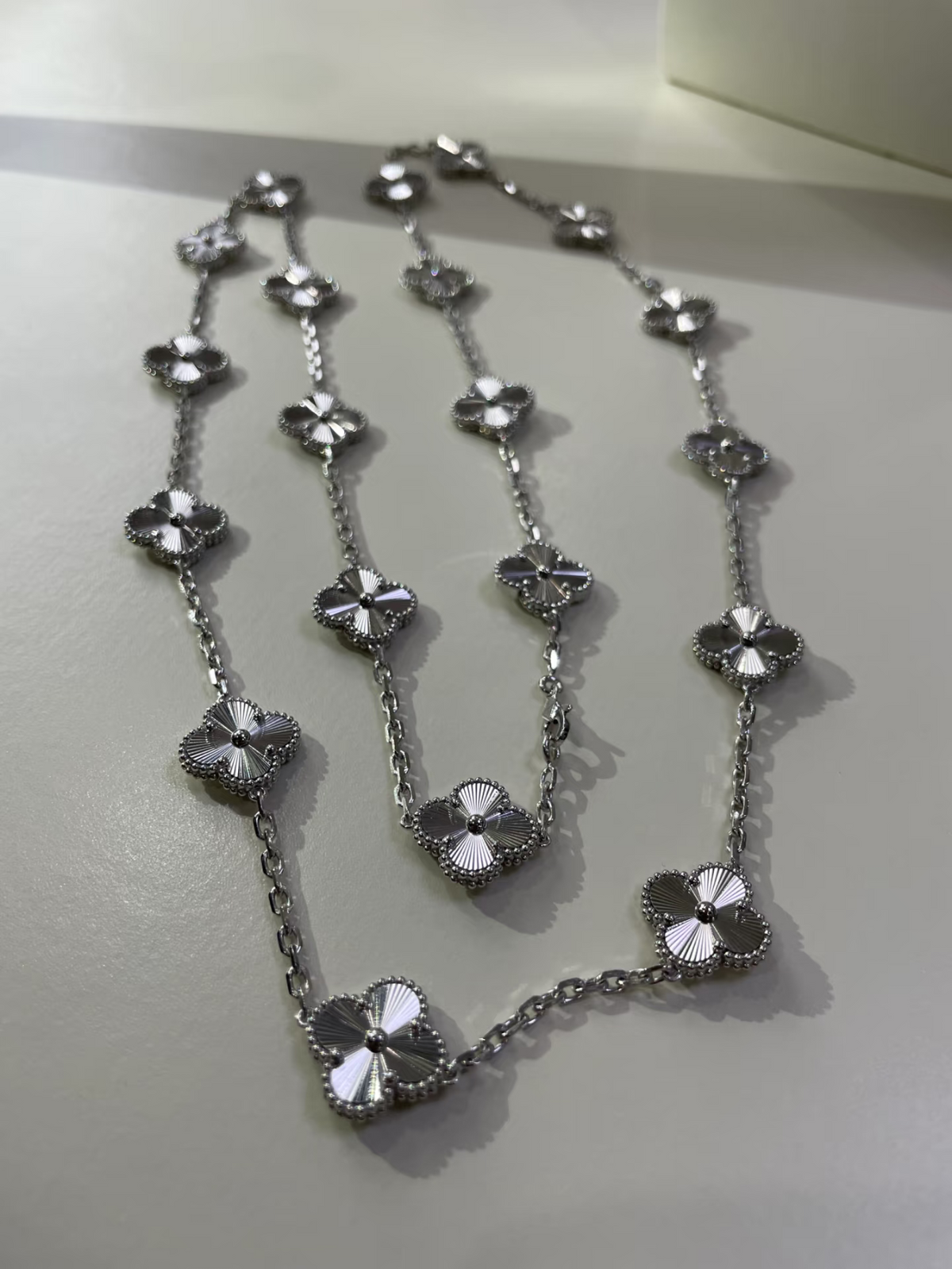 [Vintora]CLOVER 20 MOTIFS SILVER LASER