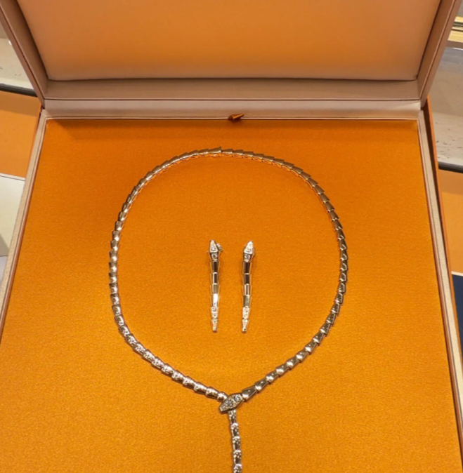 [Vintora]NEW£¡SERPENT DIAMOND NECKLACE