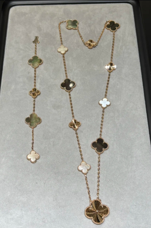 [?Vintora]DETACHABLE CLOVER 15(11+4) FLOWER SILVER NECKLACE SET