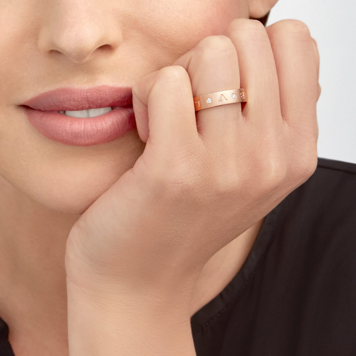 [Vintora]ZERO 1 ESSENTIAL PINK GOLD BAND WITH DIAMONDS RING