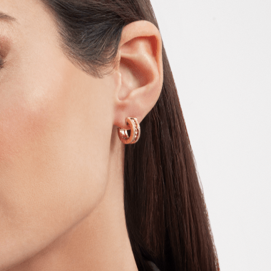 [Vintora]ZERO 1 ROCK GOLD EARRINGS WITH STUDDED SPIRAL AND PAVED DIAMONDS