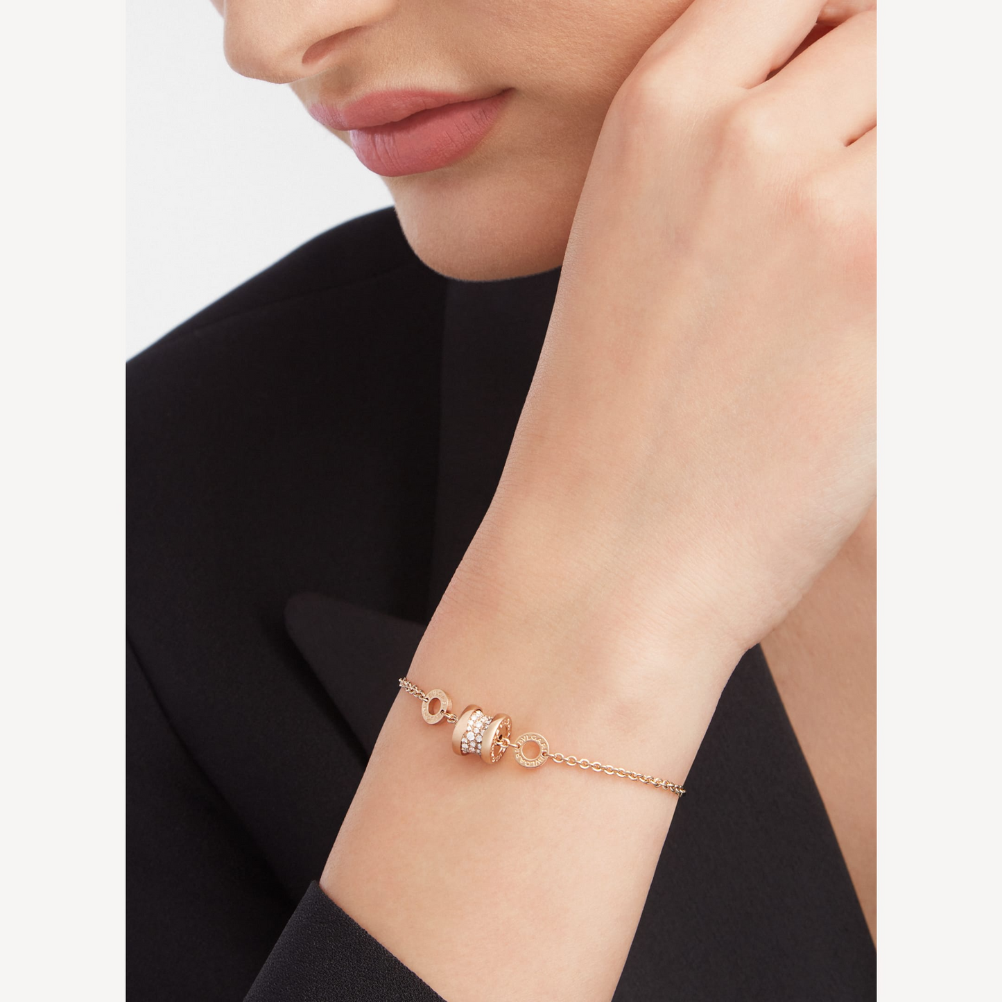 [Vintora]ZERO 1 SOFT PINK GOLD WITH PAVED DIAMONDS ON THE SPIRAL BRACELET