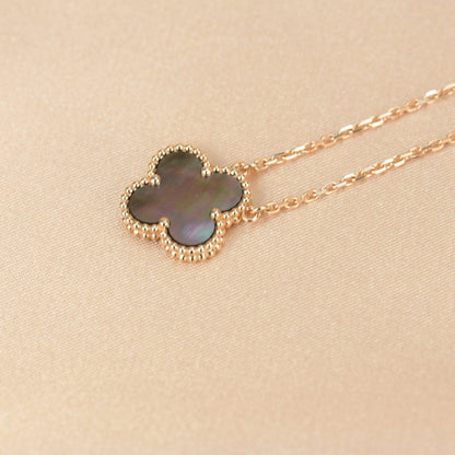 [Vintora]CLOVER 15MM COLLIER NACRE GRISE