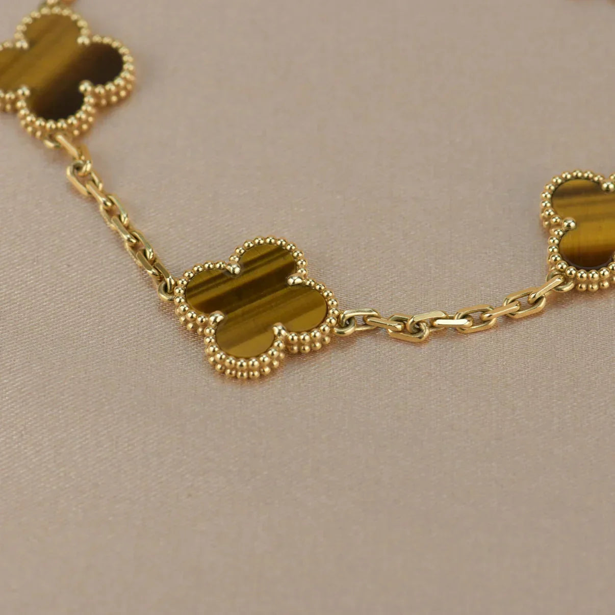 [?Vintora] CLOVER 5 MOTIFS TIGER EYE BRACELET COLLECTION