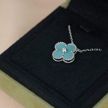 [Vintora]COLLIER EN PORCELAINE SVRES DIAMANT 15 MM TRÈFLE ARGENT