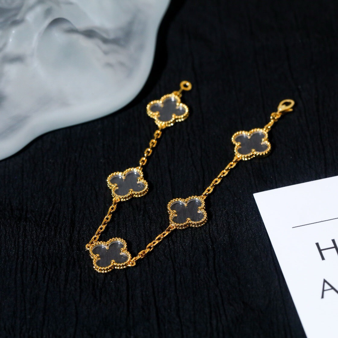 [?Vintora]CLOVER 5 MOTIF ROCK CRYSTAL BRACELET
