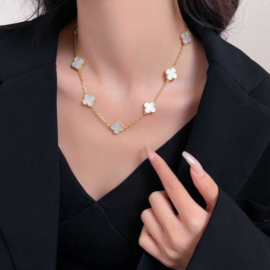 [Vintora]COLLIER TRÈFLE 10 MOTIFS NACRE BLANCHE