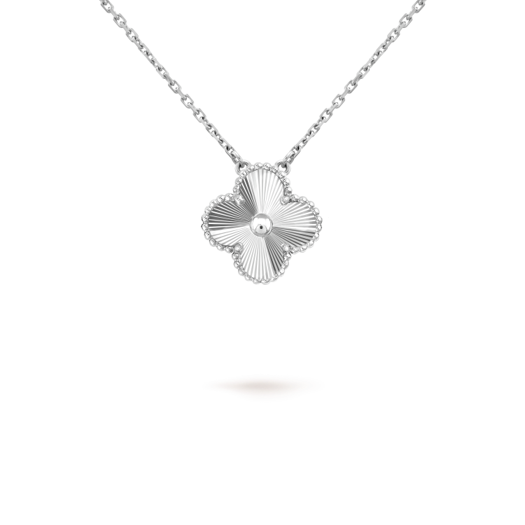 [Vintora]COLLIER LASER TRÈFLE 15 MM ARGENT