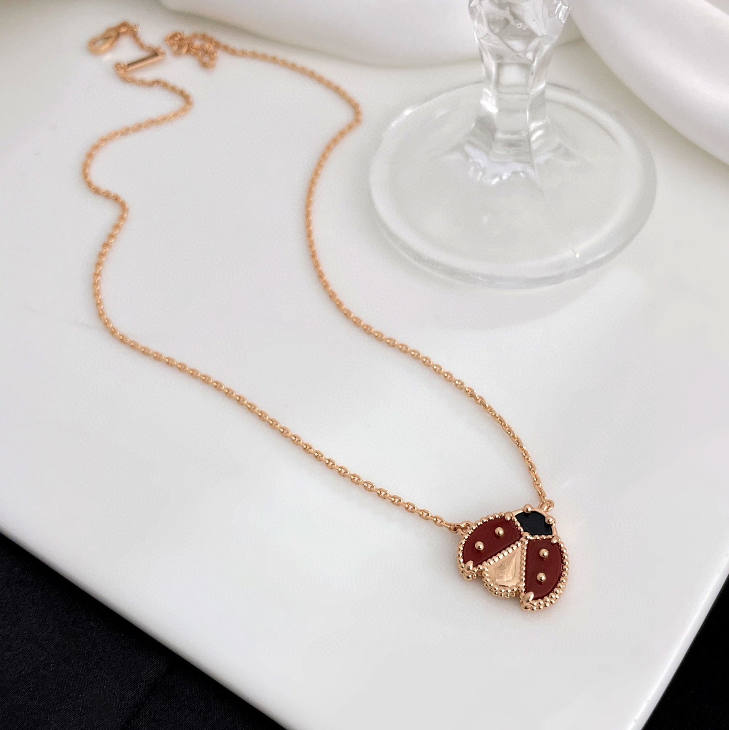 [Vintora]COLLIER COCCINELLE CORNALINES LUCKY