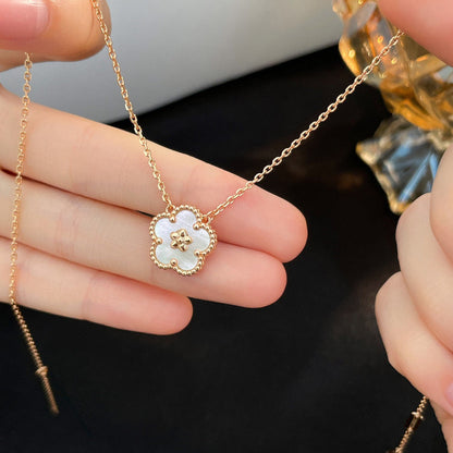 [Vintora]COLLIER FLEUR DE PRUNIER BLANC PORTE-BONHEUR