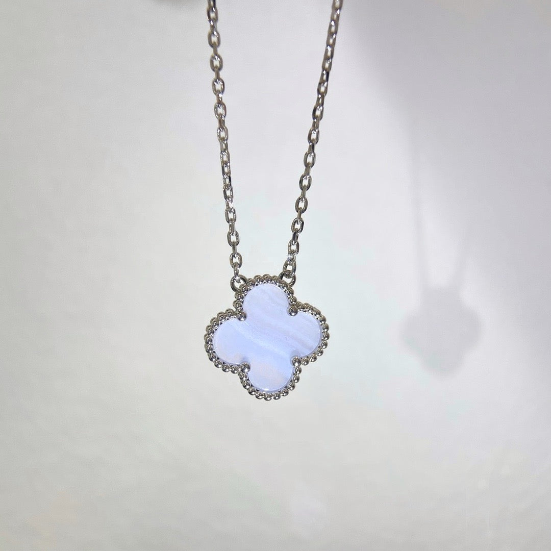 [Vintora]COLLIER TRÈFLE 15MM CALCÉDOINE BLEUE ARGENT
