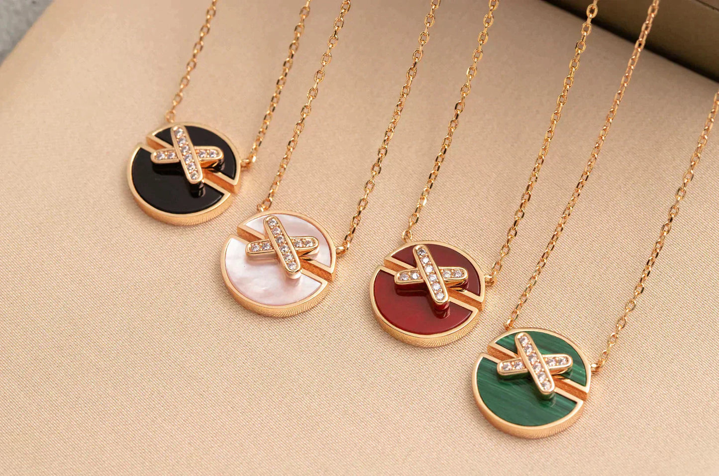[Vintora]JEUX DE ROSE GOLD DIAMOND NECKLACE
