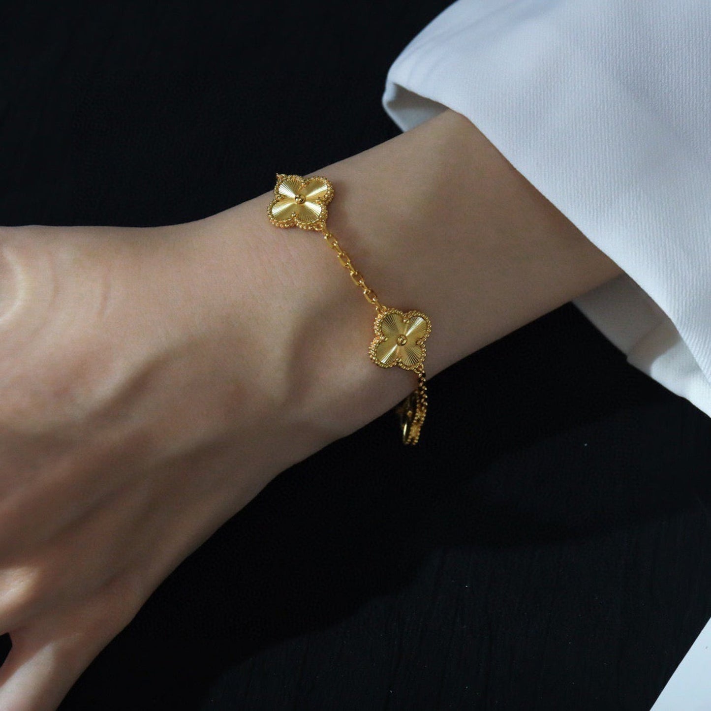 [?Vintora] CLOVER 5 MOTIF LASER BRACELET COLLECTION