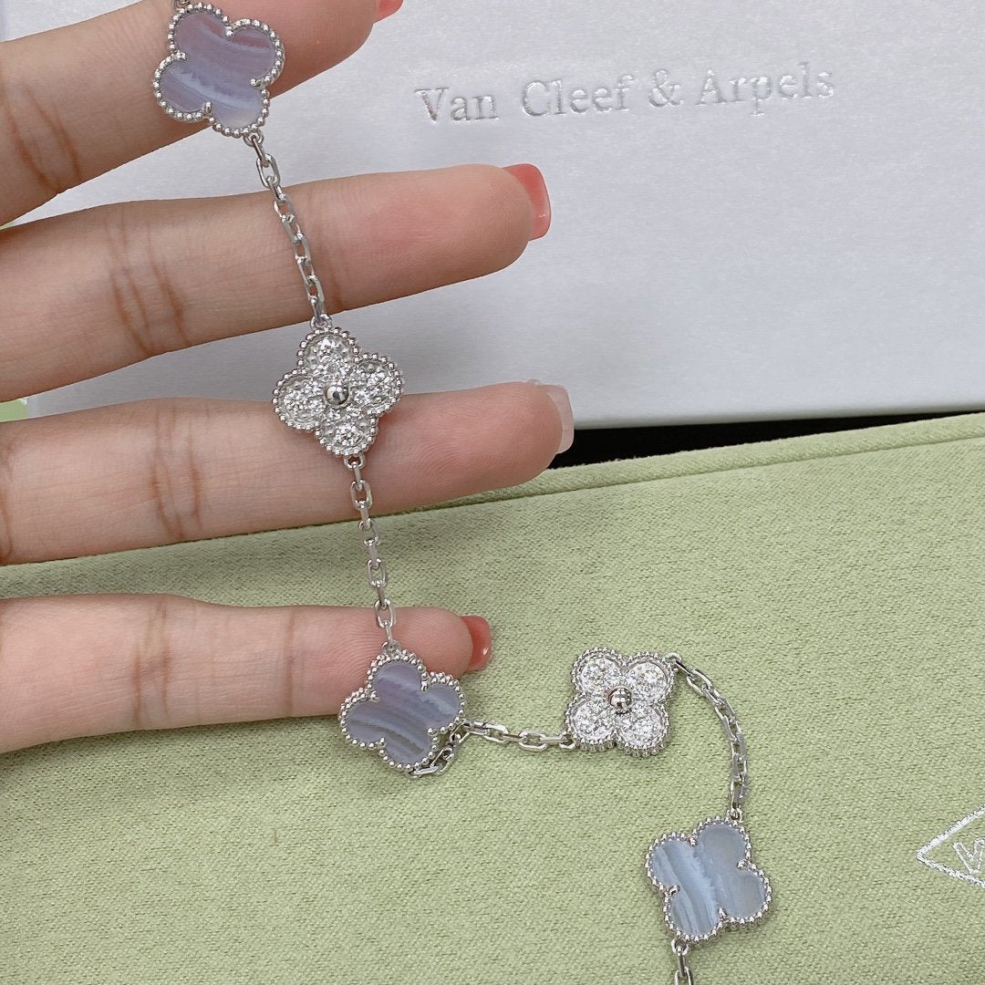 [?Vintora] CLOVER 5 MOTIF PURPLE CHALCEDONY BRACELET COLLECTION