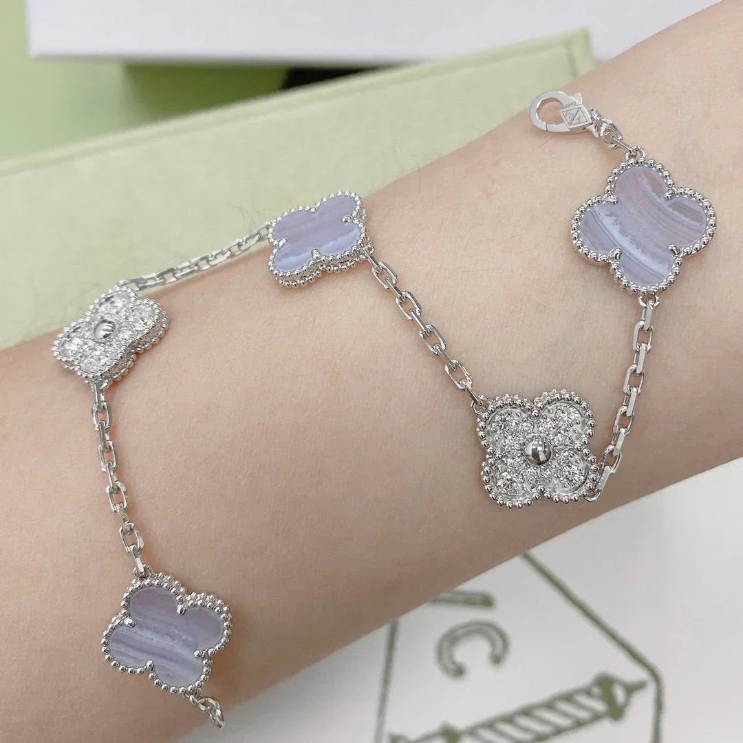 [?Vintora] CLOVER 5 MOTIF PURPLE CHALCEDONY BRACELET COLLECTION
