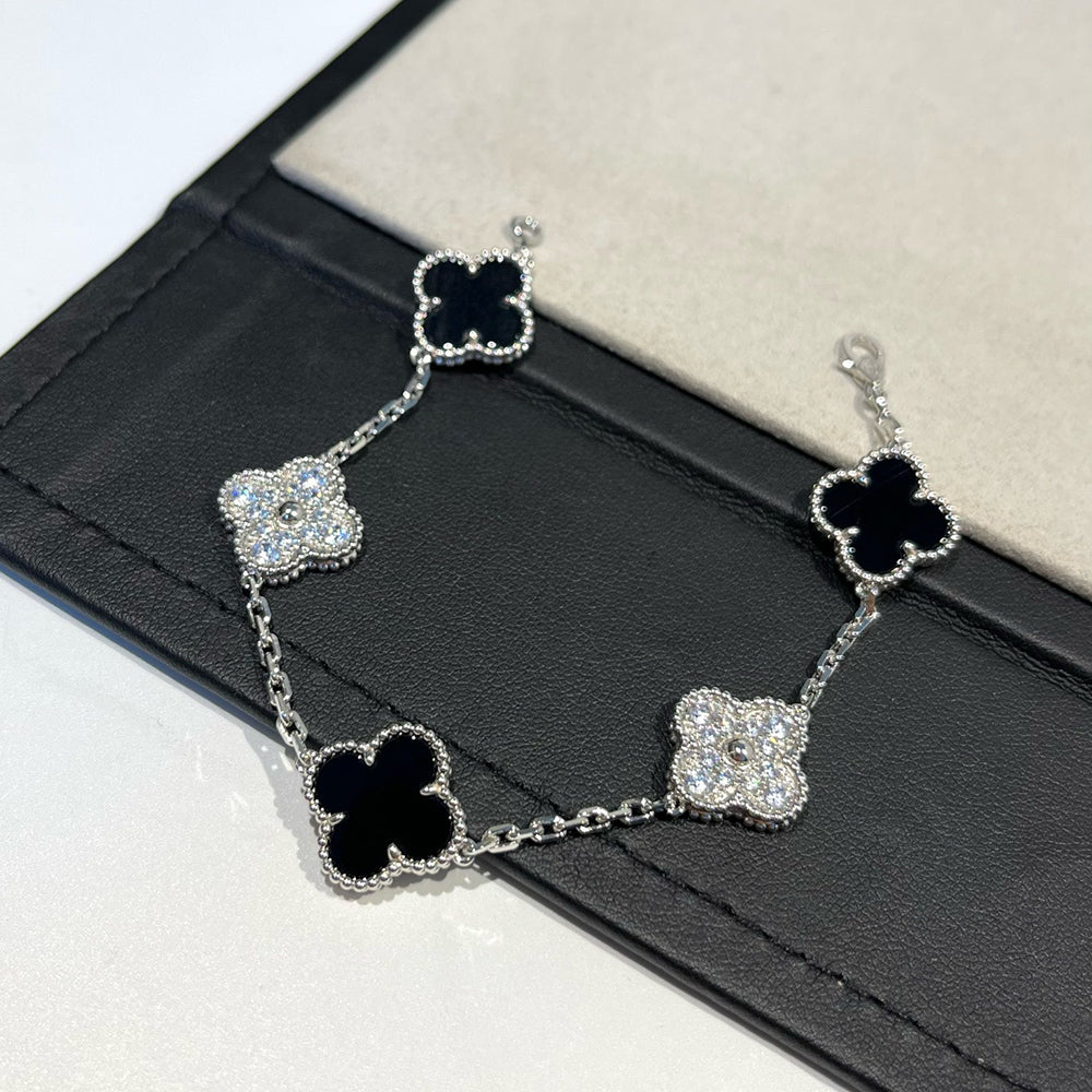 [?Vintora] CLOVER 5 MOTIF ONYXS BRACELET COLLECTION