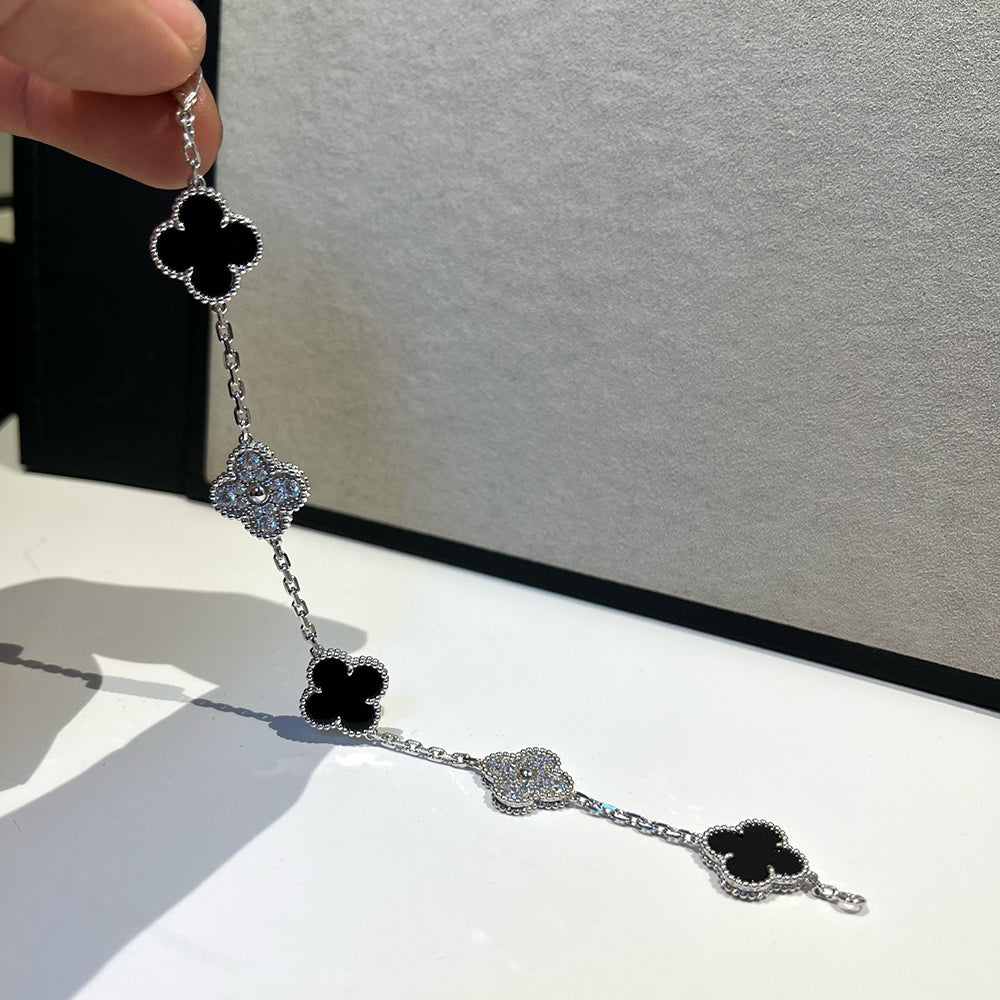 [?Vintora] CLOVER 5 MOTIF ONYXS BRACELET COLLECTION