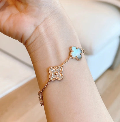 [?Vintora] CLOVER 5 MOTIF GRAY MOP BRACELET COLLECTION