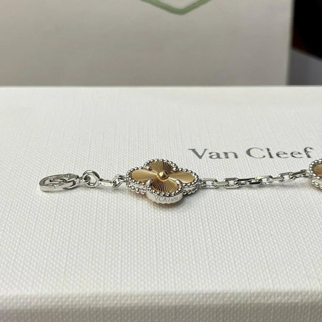 [?Vintora] CLOVER 5 MOTIF LASER BRACELET COLLECTION
